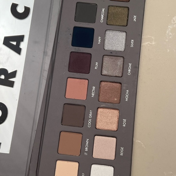 LORAC - UNZIPPED Amor Shimmer & Matte Eye Shadow Palette  LORAC Eyeshadow Palette with Neutral and Bold Shades